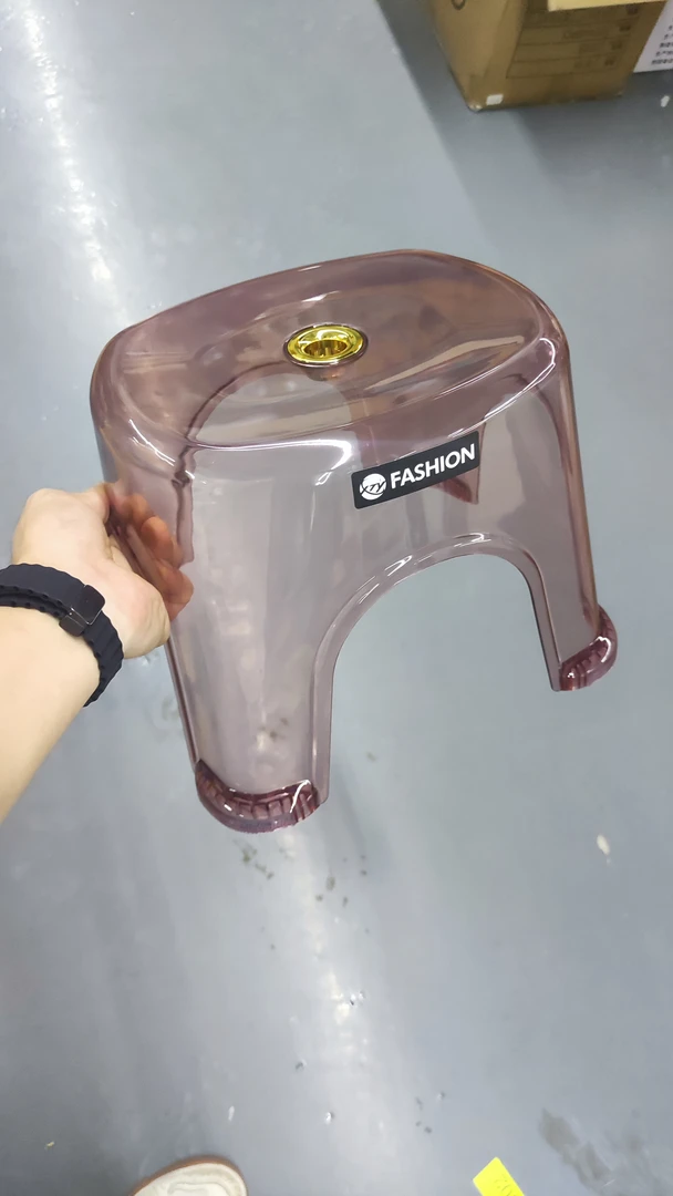 高品质亚克力凳子