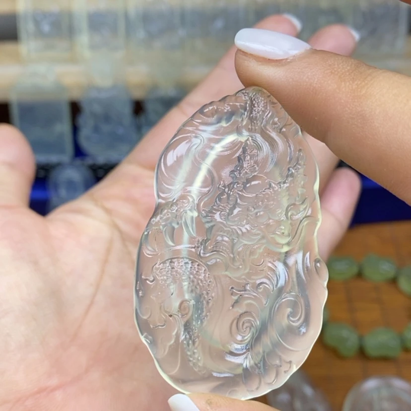 【闪购商品】蛇纹石玉未镶嵌颈饰