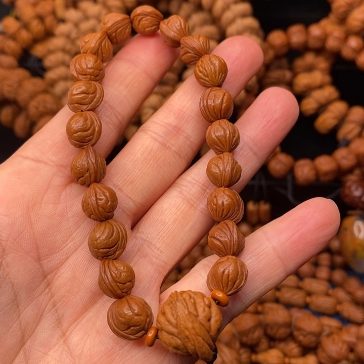 木质类秦岭山脉野生桃核