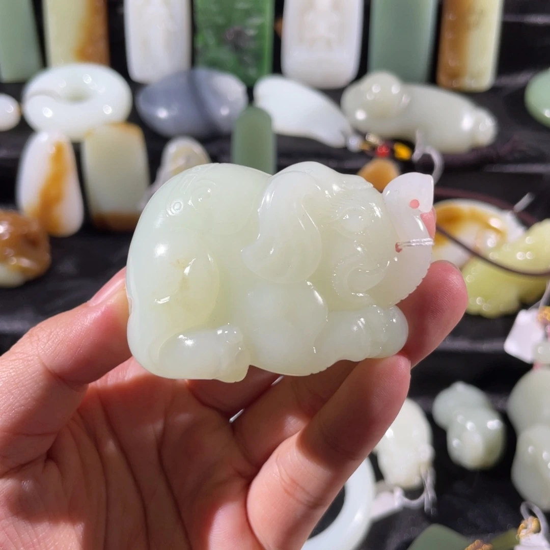 和田玉未镶嵌挂件