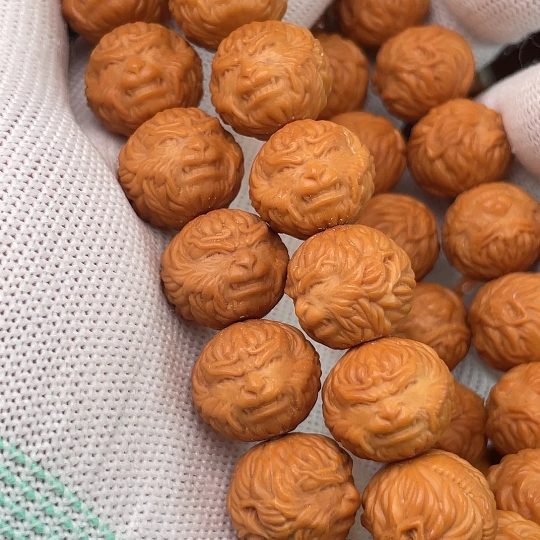 叔***叔吊坠猴头核桃大圣