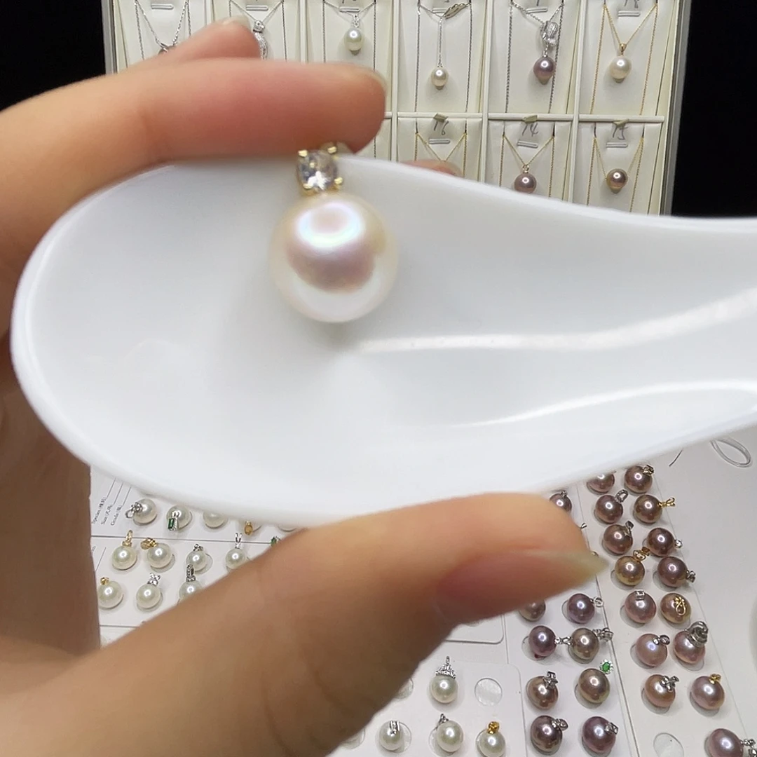 淡水珍珠吊坠(赠链)合金