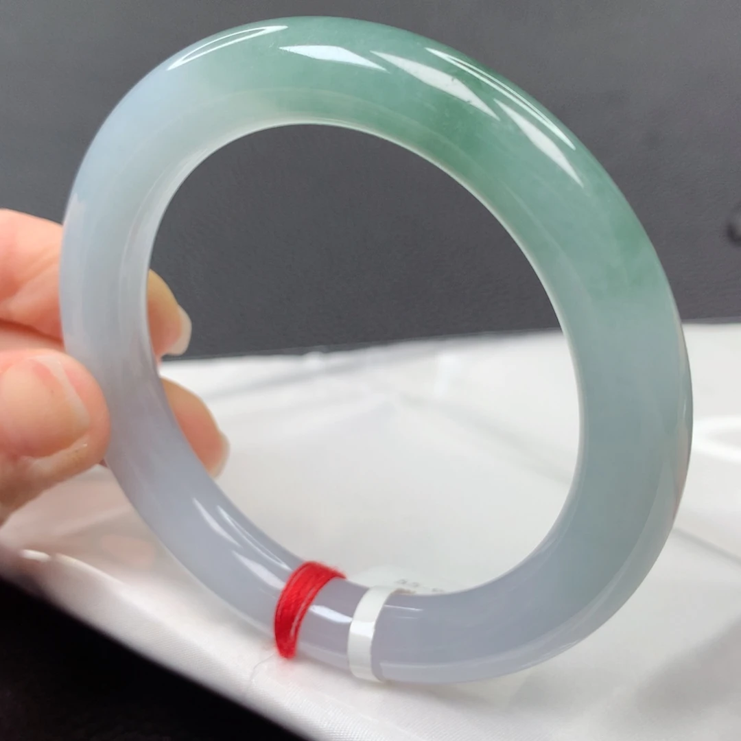 【闪购商品】翡翠手镯未镶嵌63号圆条