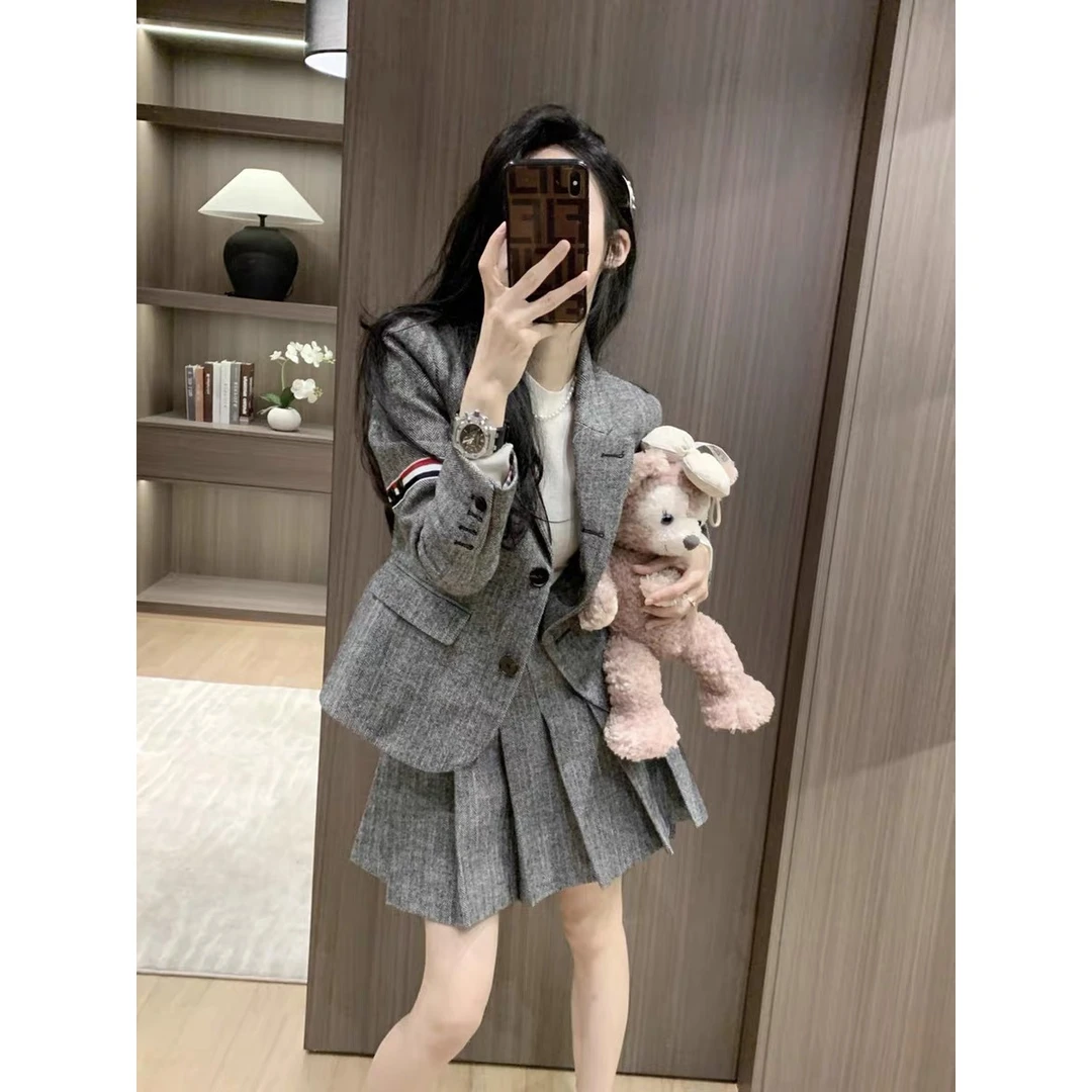 2025潮流气质学院西装外套百褶半身裙两件套洋气减龄小个子女套装