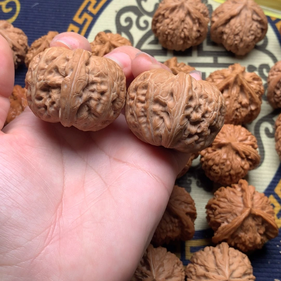 文玩核桃吊坠42元宝