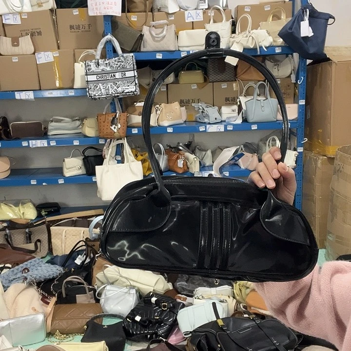 水牛皮（革）221健健康康平平安安