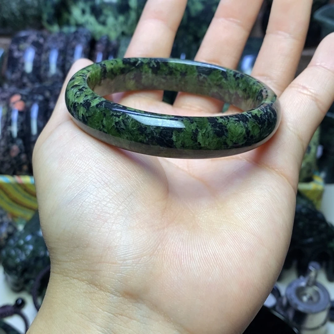 未镶嵌蛇纹石玉手链玉*