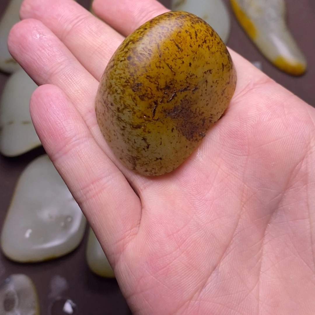 定制和田玉1未镶嵌米*