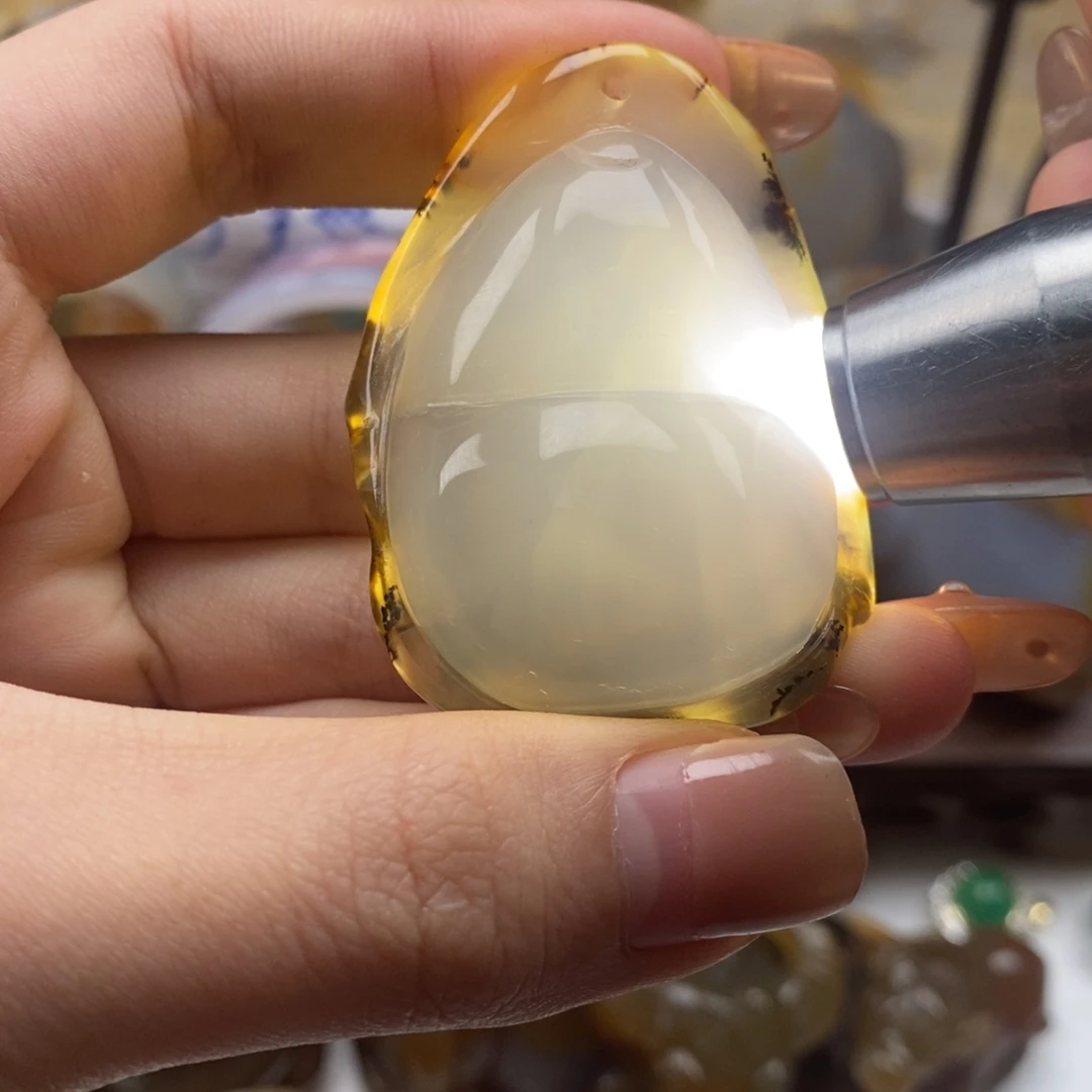 玛瑙/玉髓未镶嵌颈饰