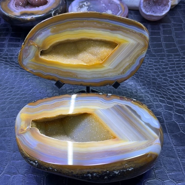 黄金盆未镶嵌水晶