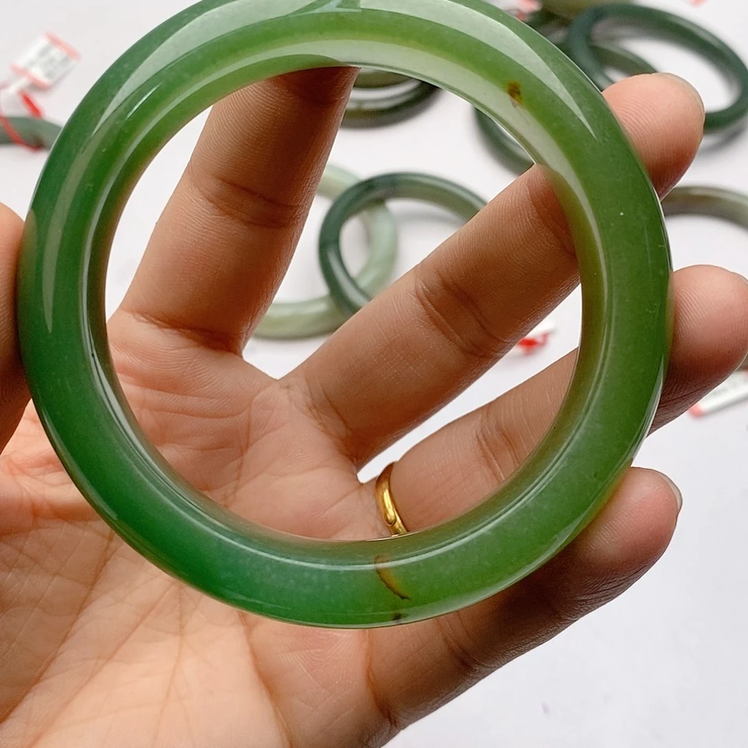 和田玉手镯未镶嵌浅*～