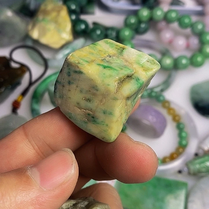 德***时翡翠散珠天然翡翠A货挂件