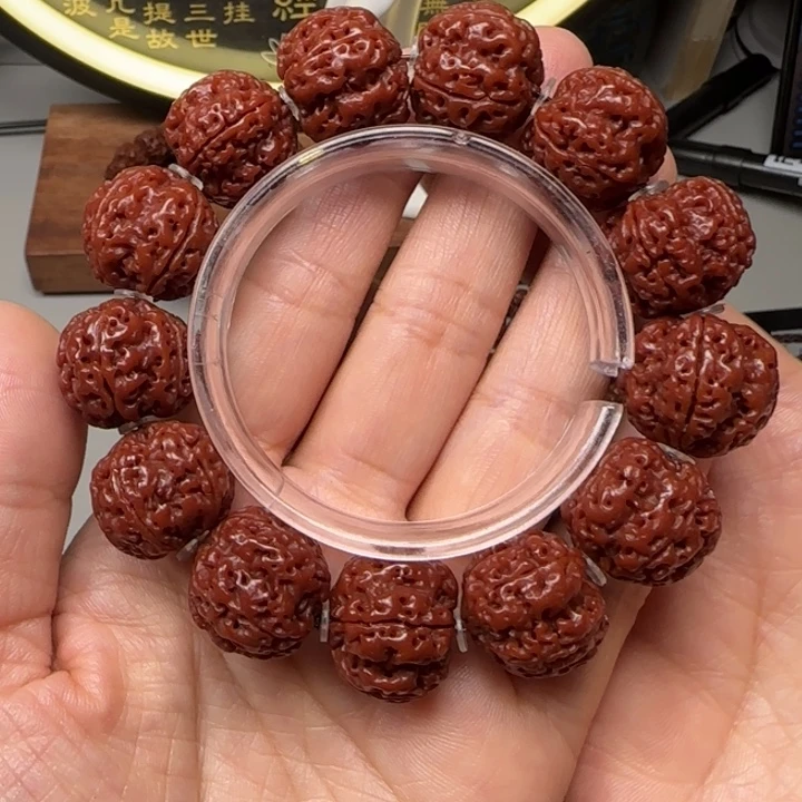 吊坠金刚菩提这个