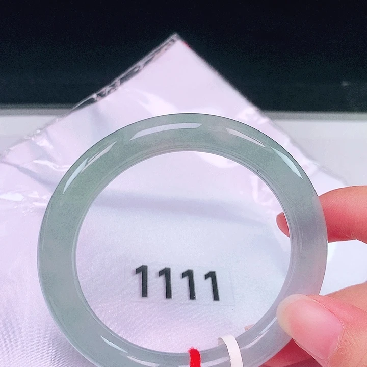 翡翠未镶嵌手镯翡翠手镯