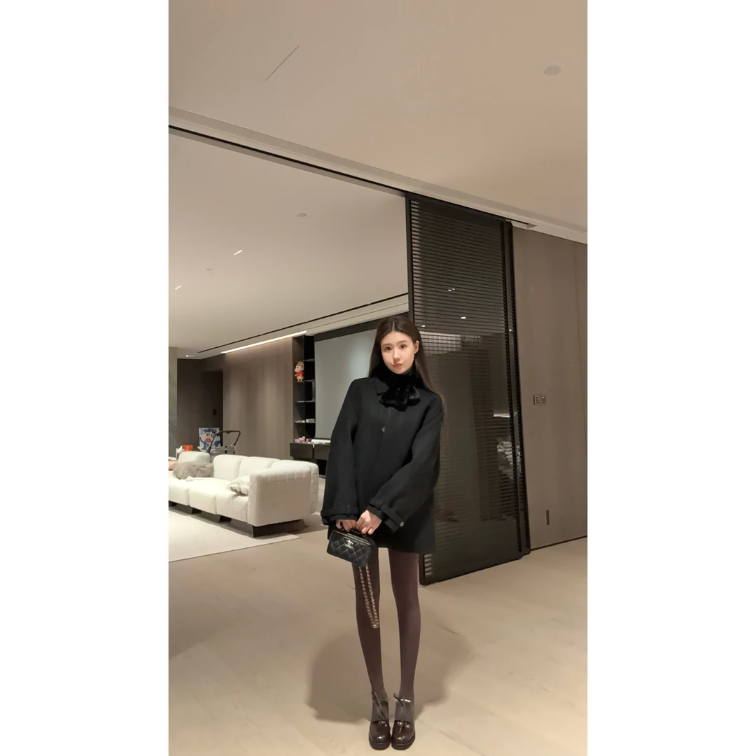 【压轴大女主】毛呢单排扣复古黑色外套秋冬新款大衣