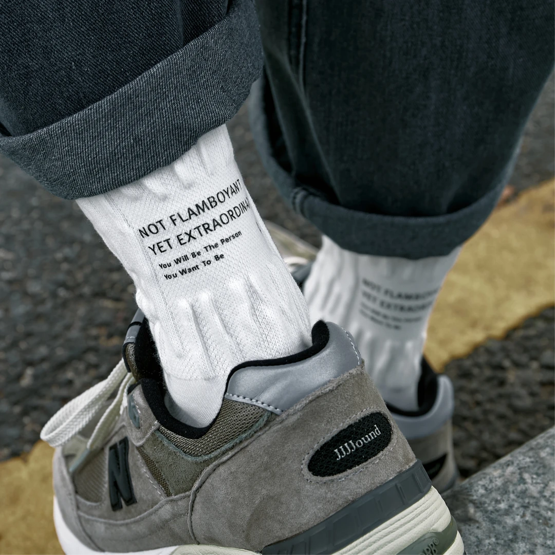 LEIN裂音日系潮袜原创烫印字母长袜夏季白色中筒袜子吸汗防臭棉袜