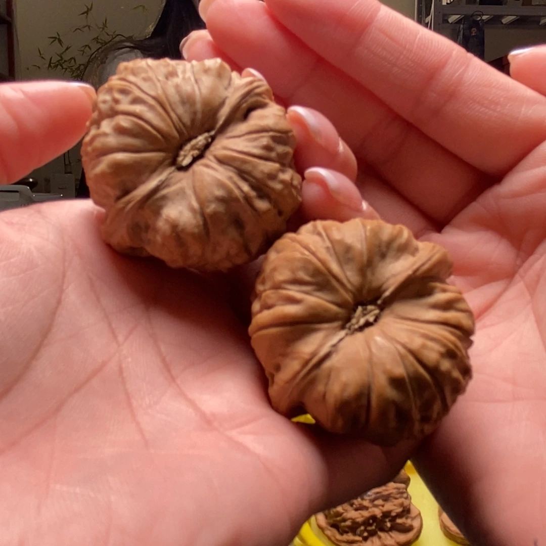 文玩核桃吊坠南瓜42尺