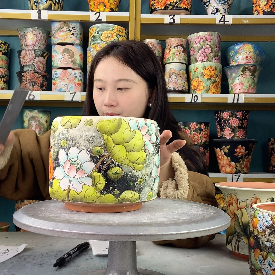 陶景德镇手工花盆934