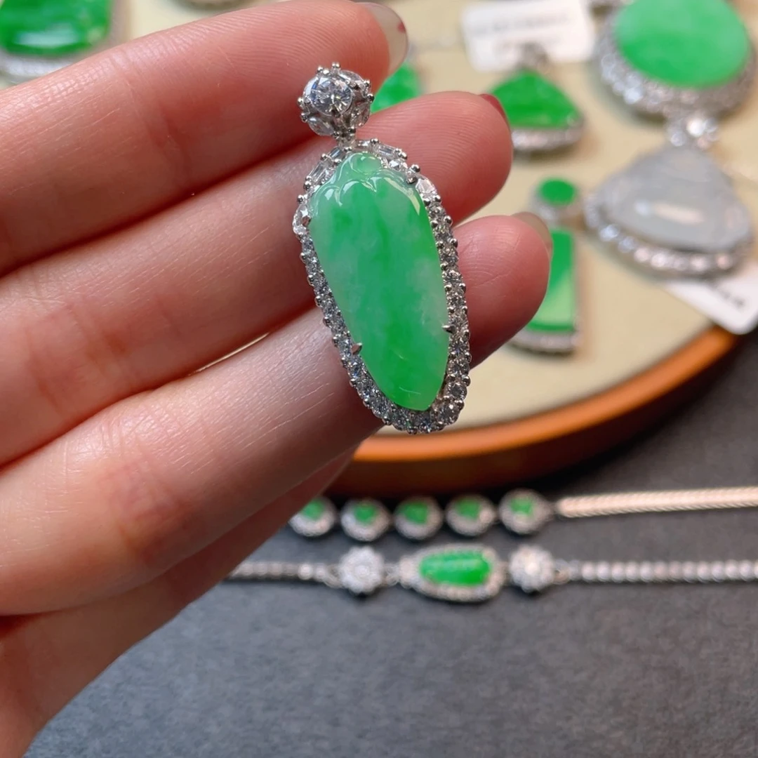 翡翠吊坠(不含链)银S925镶嵌