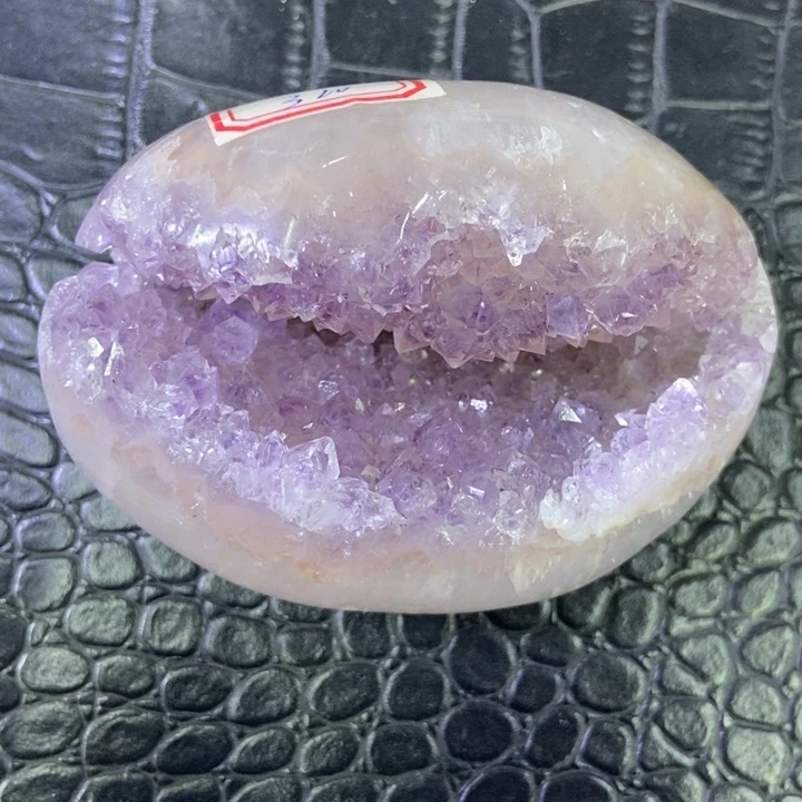 水晶洞未镶嵌水晶