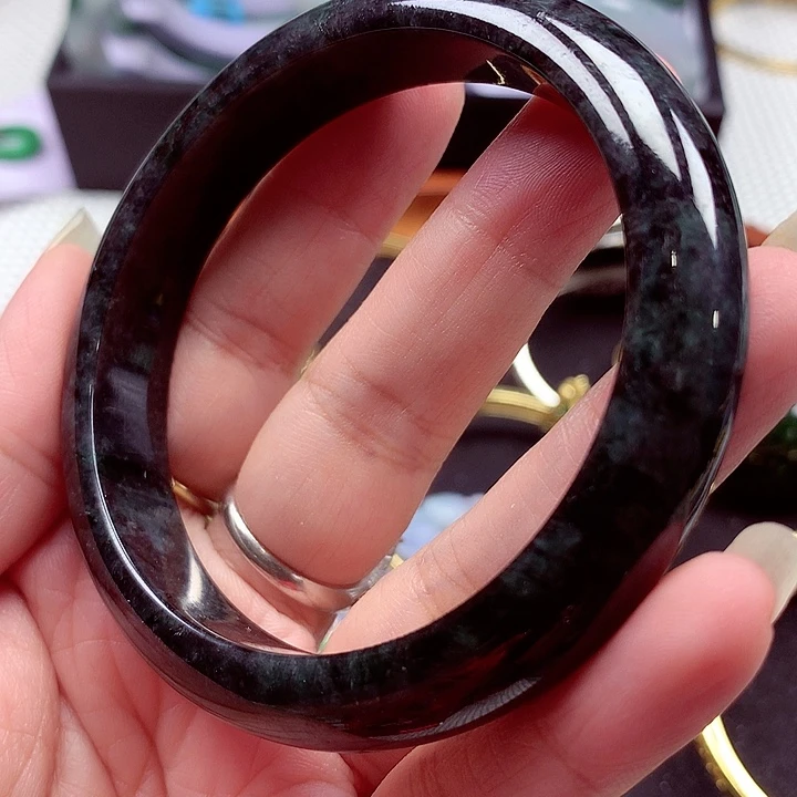 未镶嵌手镯翡翠翡翠