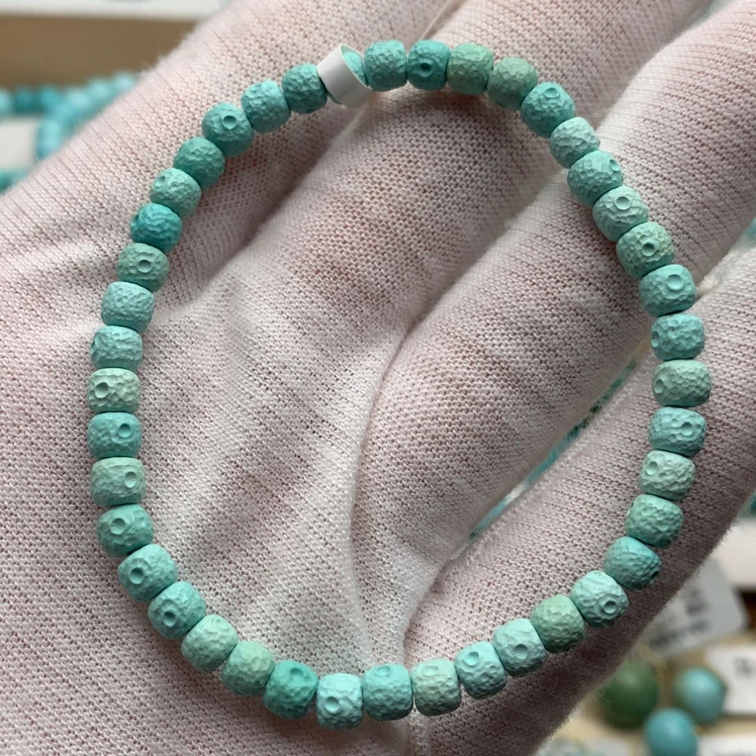 绿松石未镶嵌珠宝奇石4.5mm