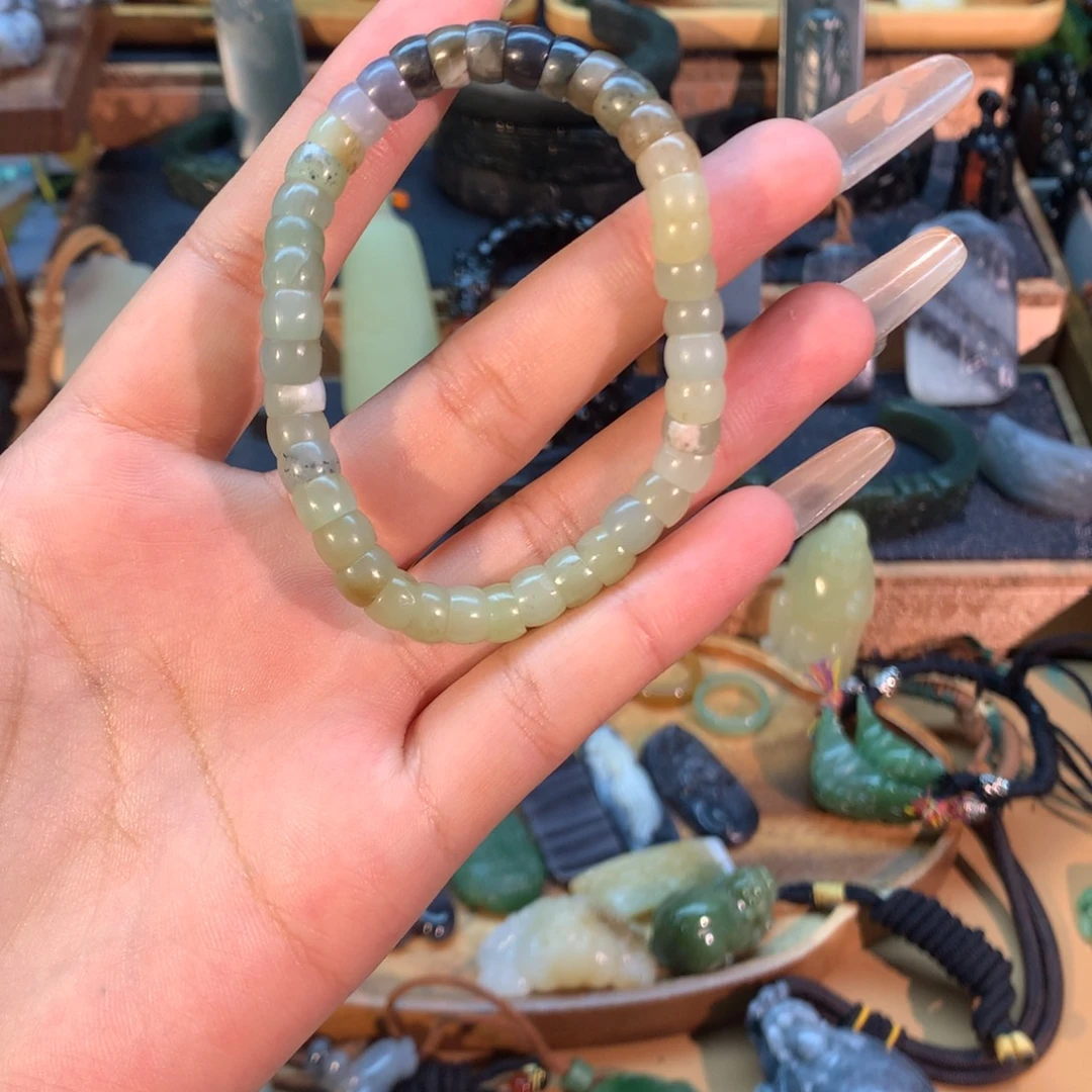 和田玉（糖玉）未镶嵌挂件