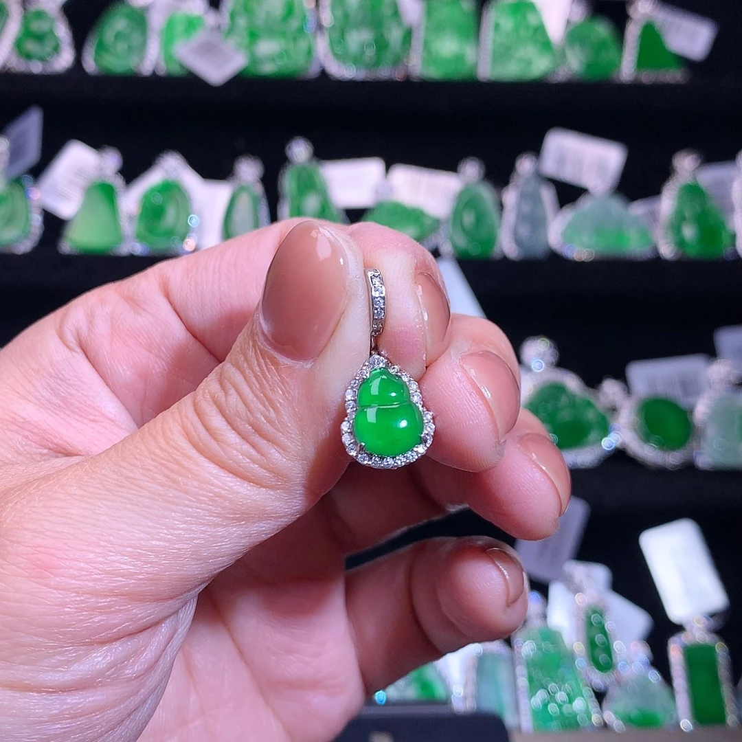 【闪购商品】颈饰银S925镶嵌翡翠小***?天然翡翠