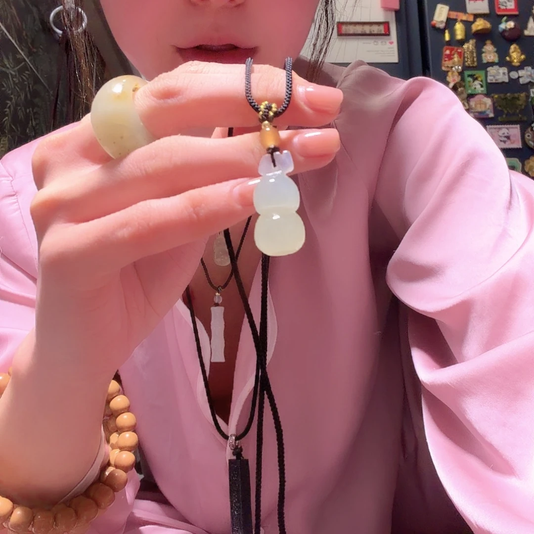 岫玉未镶嵌葫芦大手工