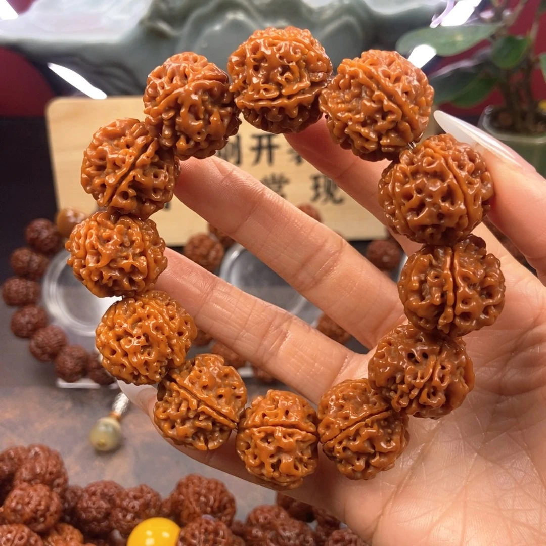 金刚菩提吊坠522 素。