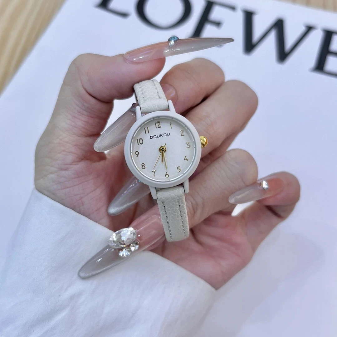 韩系ins风小表盘女士手表学生小众轻奢文艺百搭小巧高级DK3961