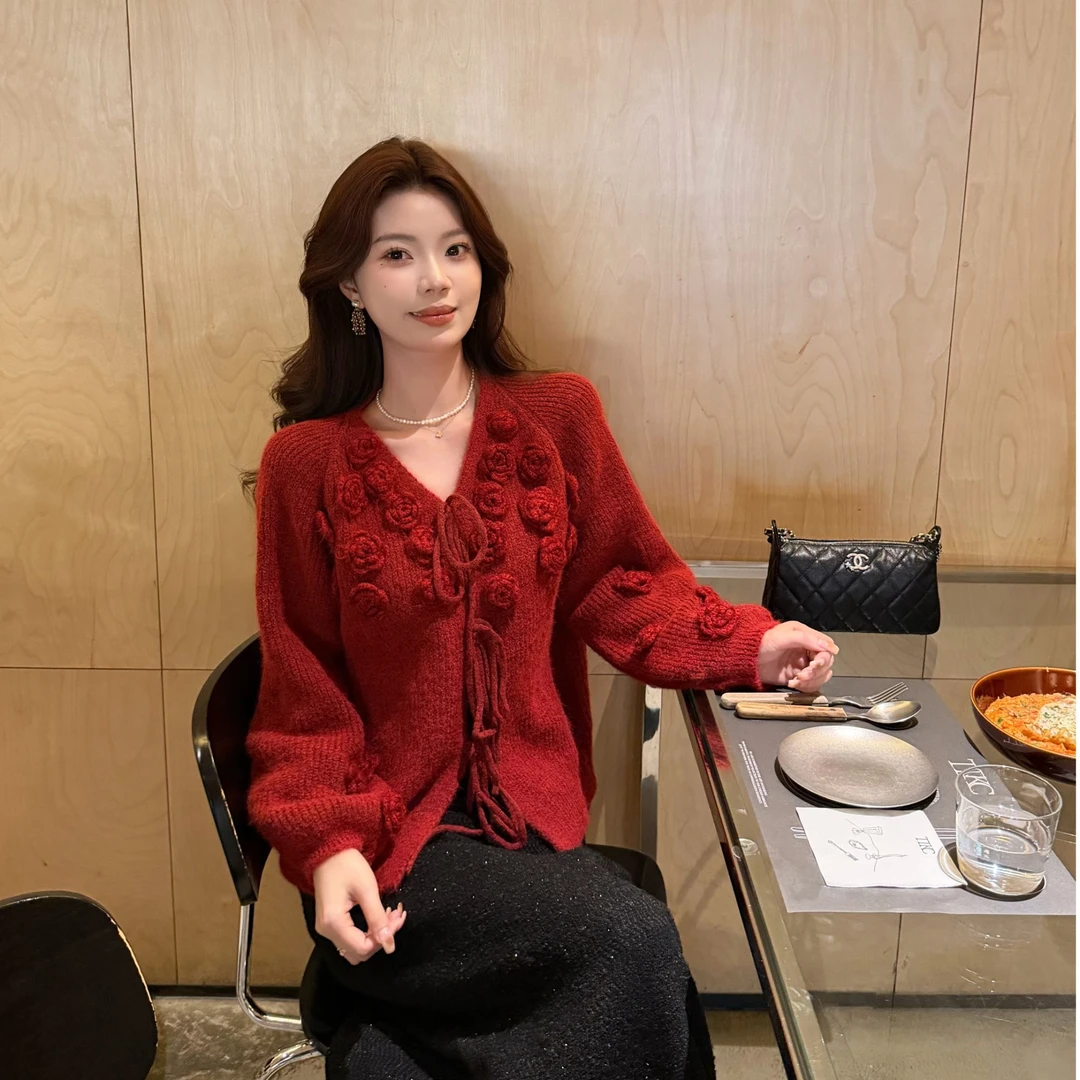 【木棉雅】冬季法式浪漫v领立体花朵毛衣女绑带宽松针织开衫上衣
