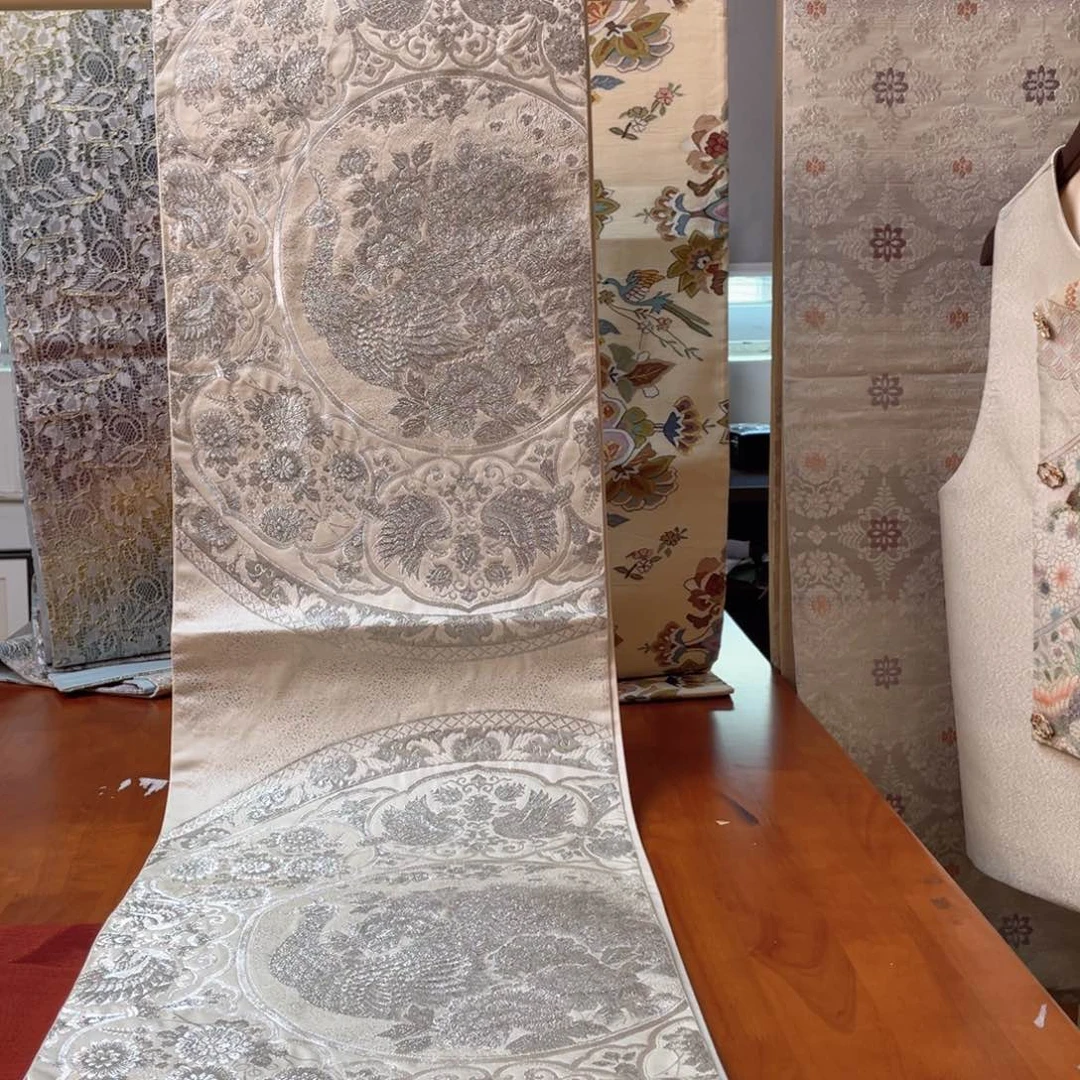 织绣唐锦手工织锦