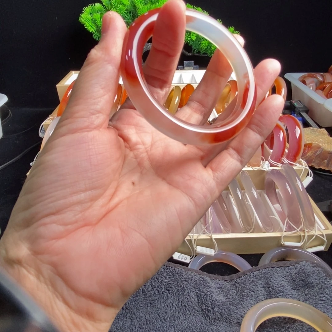 言***随玛瑙/玉髓合金手镯