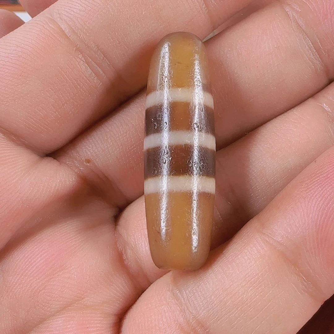 R***y玛瑙/玉髓未镶嵌颈饰