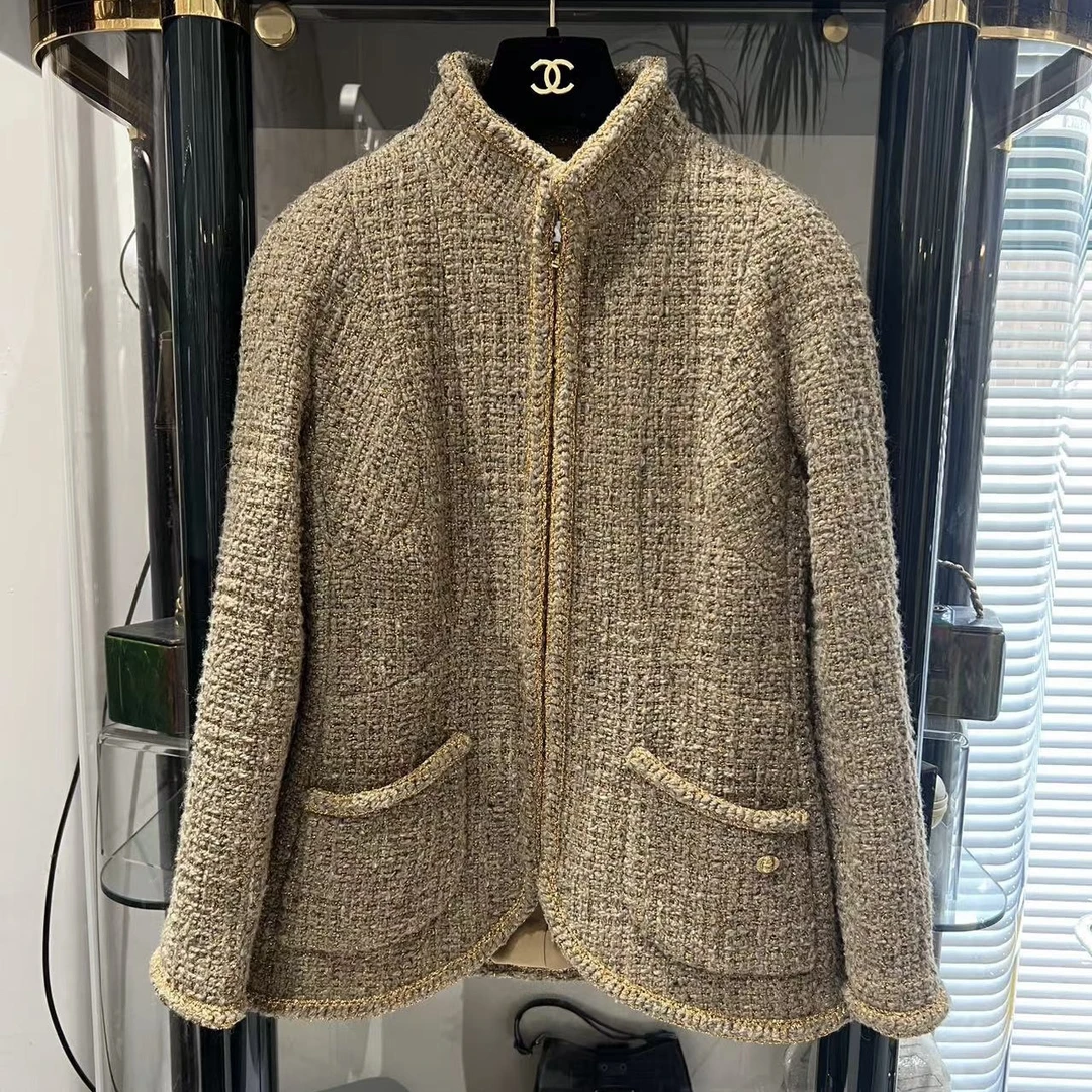 95新 Chanel/香奈儿 19A埃及系列秀款，实穿的金色埃及外套 36码