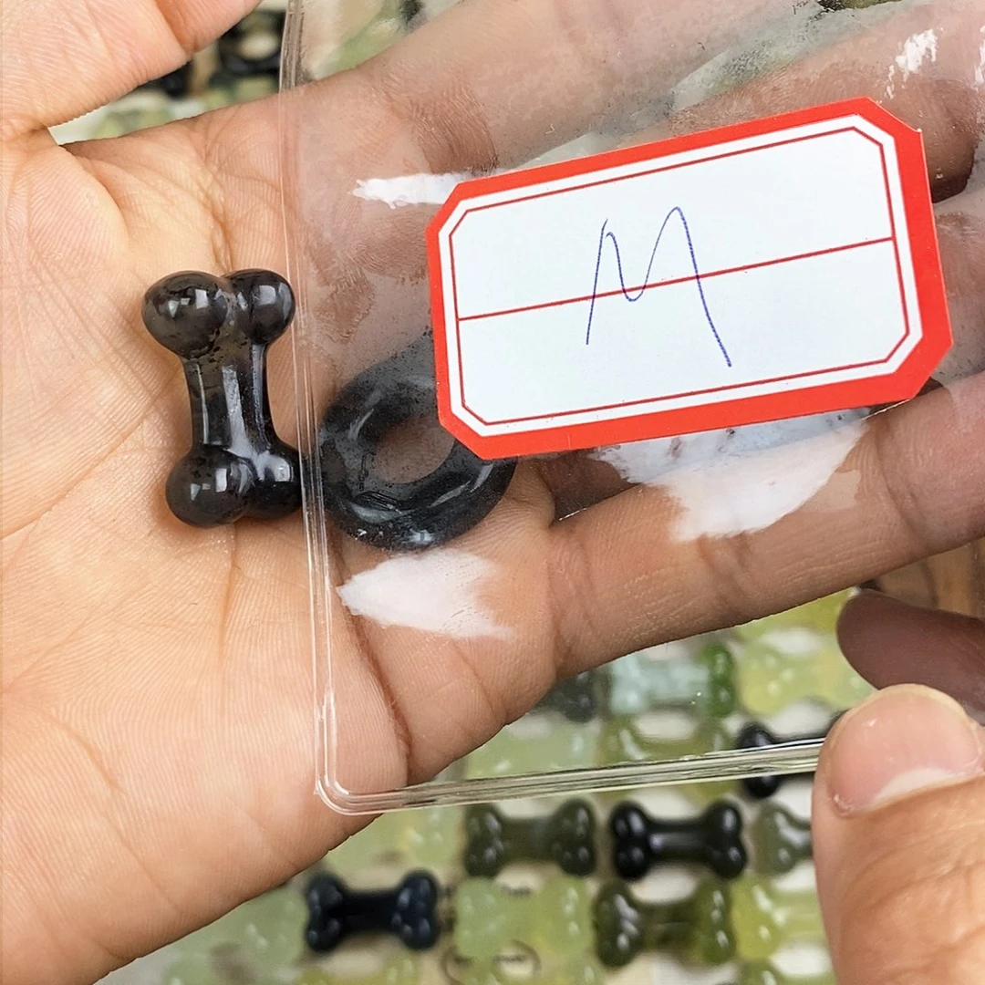 蛇纹石玉颈饰未镶嵌凡*