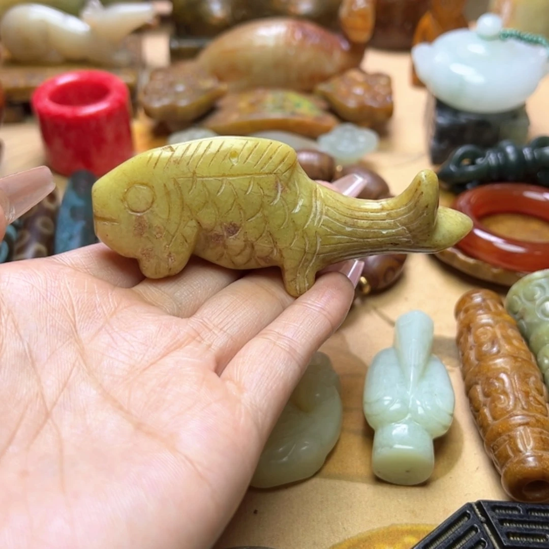 【闪购商品】蛇纹石玉颈饰未镶嵌