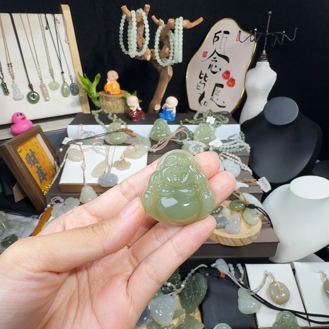 用***0颈饰未镶嵌和田玉