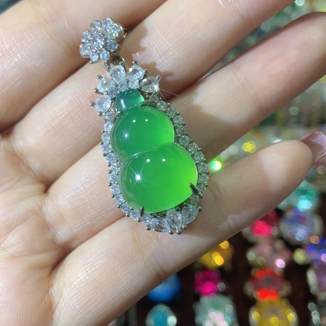 66锆石（处理）吊坠