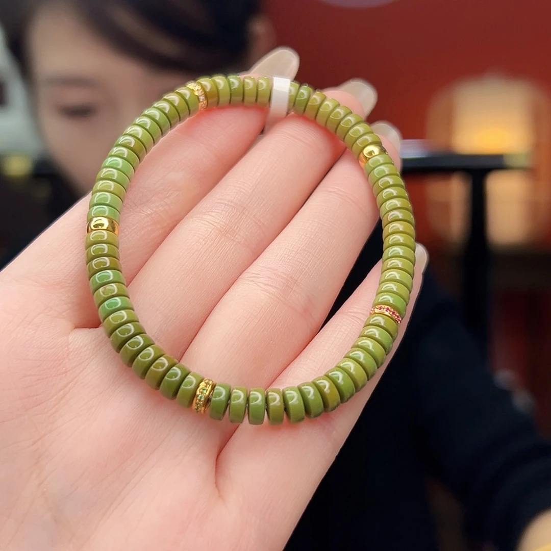 18K金镶嵌绿松石珠宝奇石