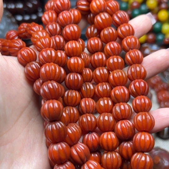 人***王玛瑙/玉髓未镶嵌颈饰