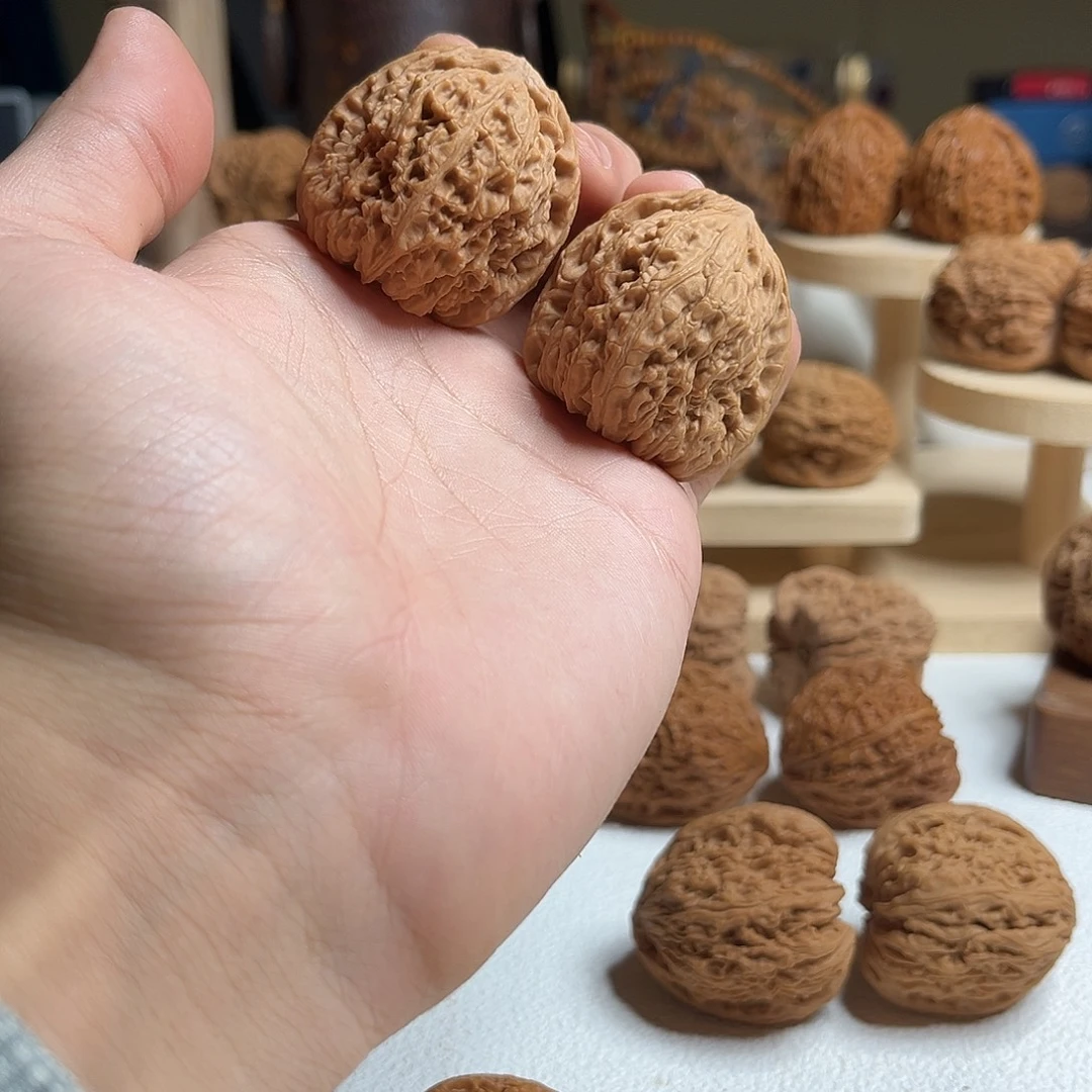 文玩核桃吊坠鸭蛋