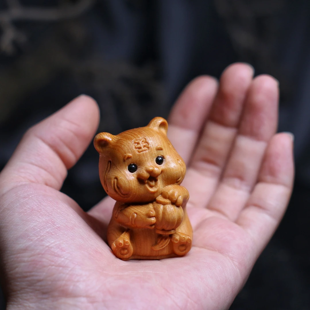 崖柏木高端精品摆件生肖虎小摆件创意摆件汽车工艺品摆件装饰礼品