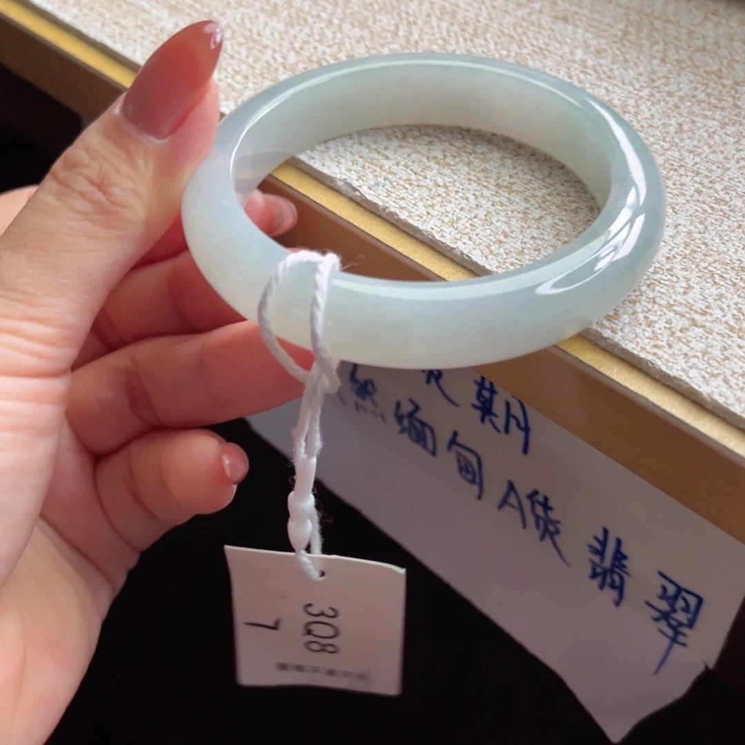 翡翠未镶嵌手镯手镯