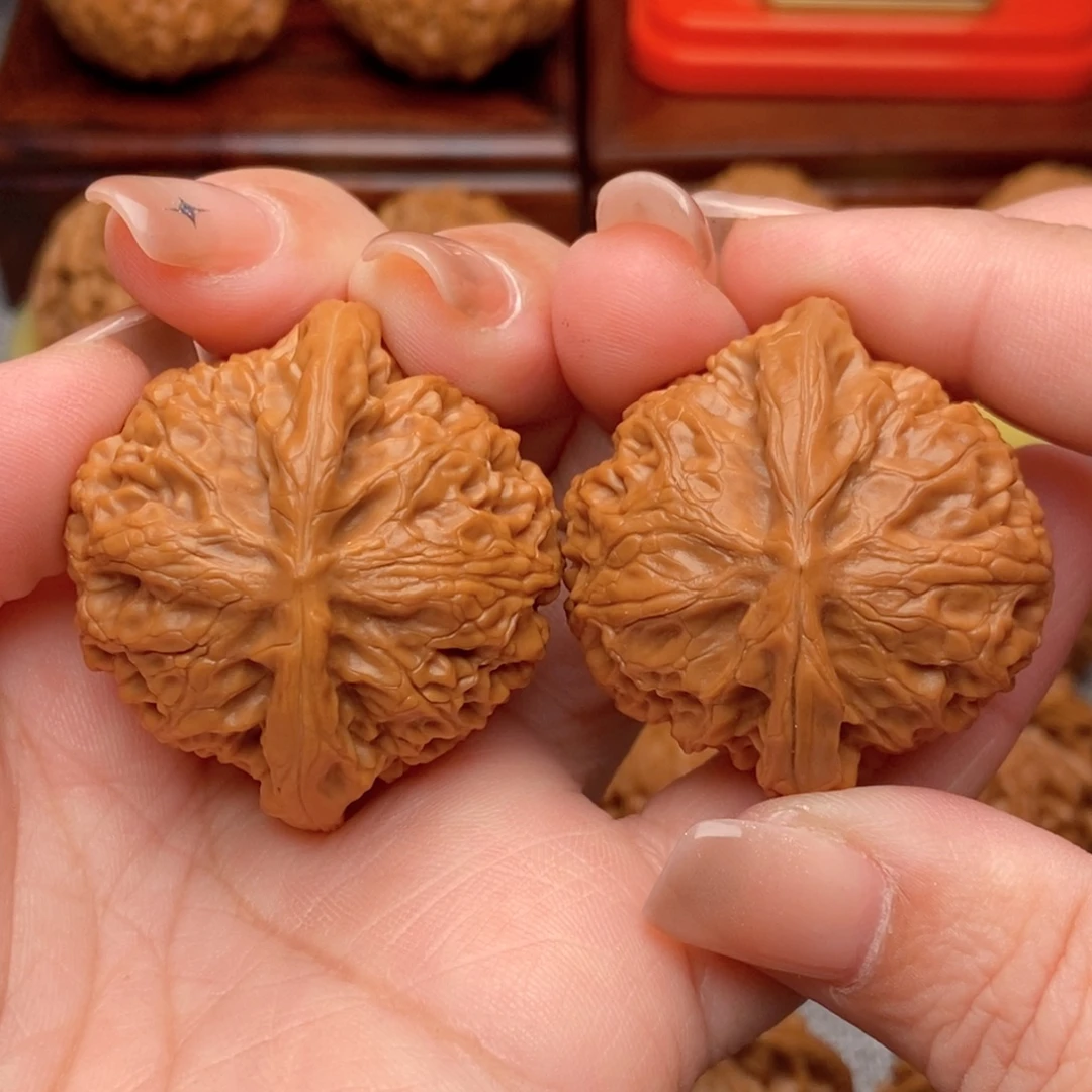 文玩核桃把件39.5全品毕业宫灯