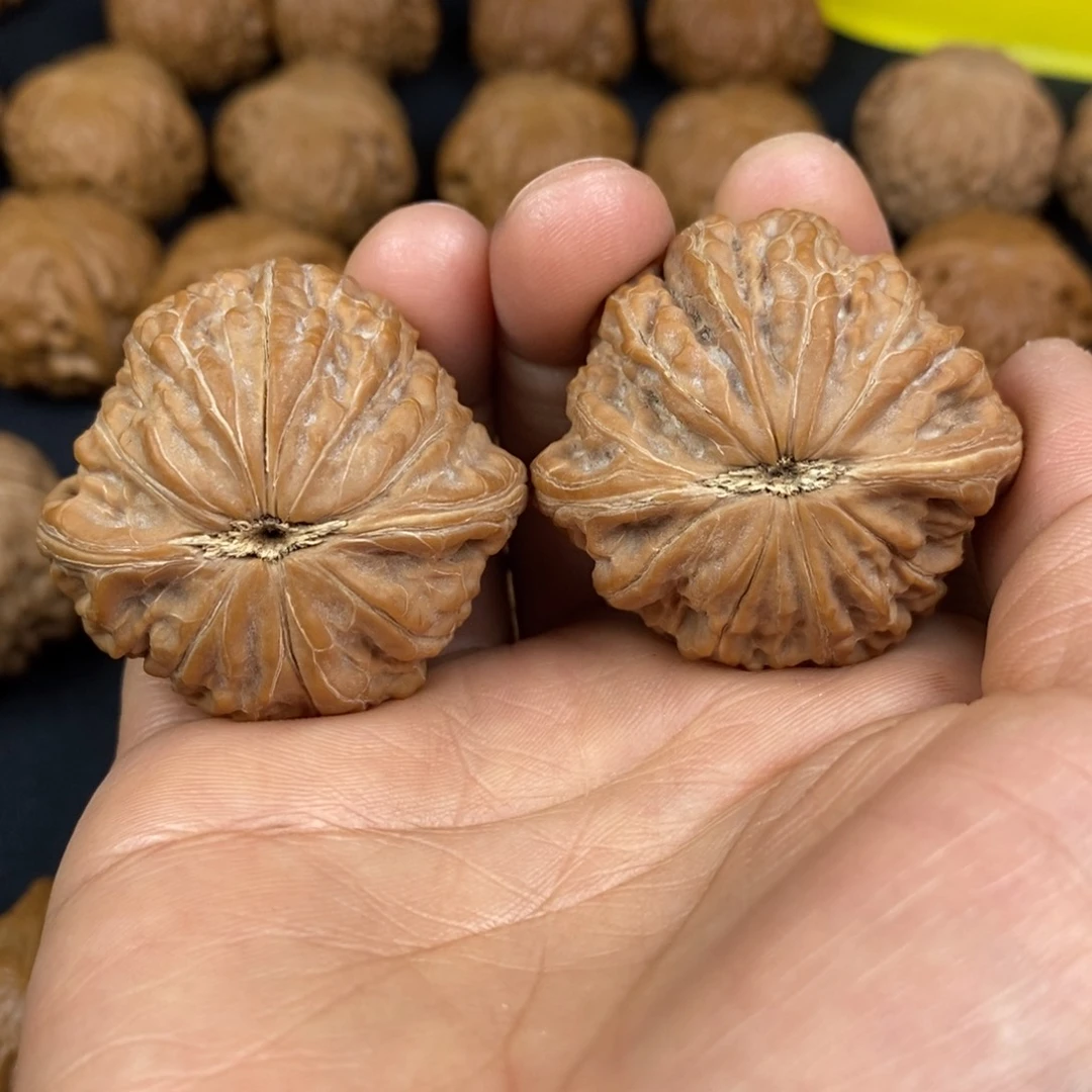 简*铁锤妹妹文玩核桃40尺