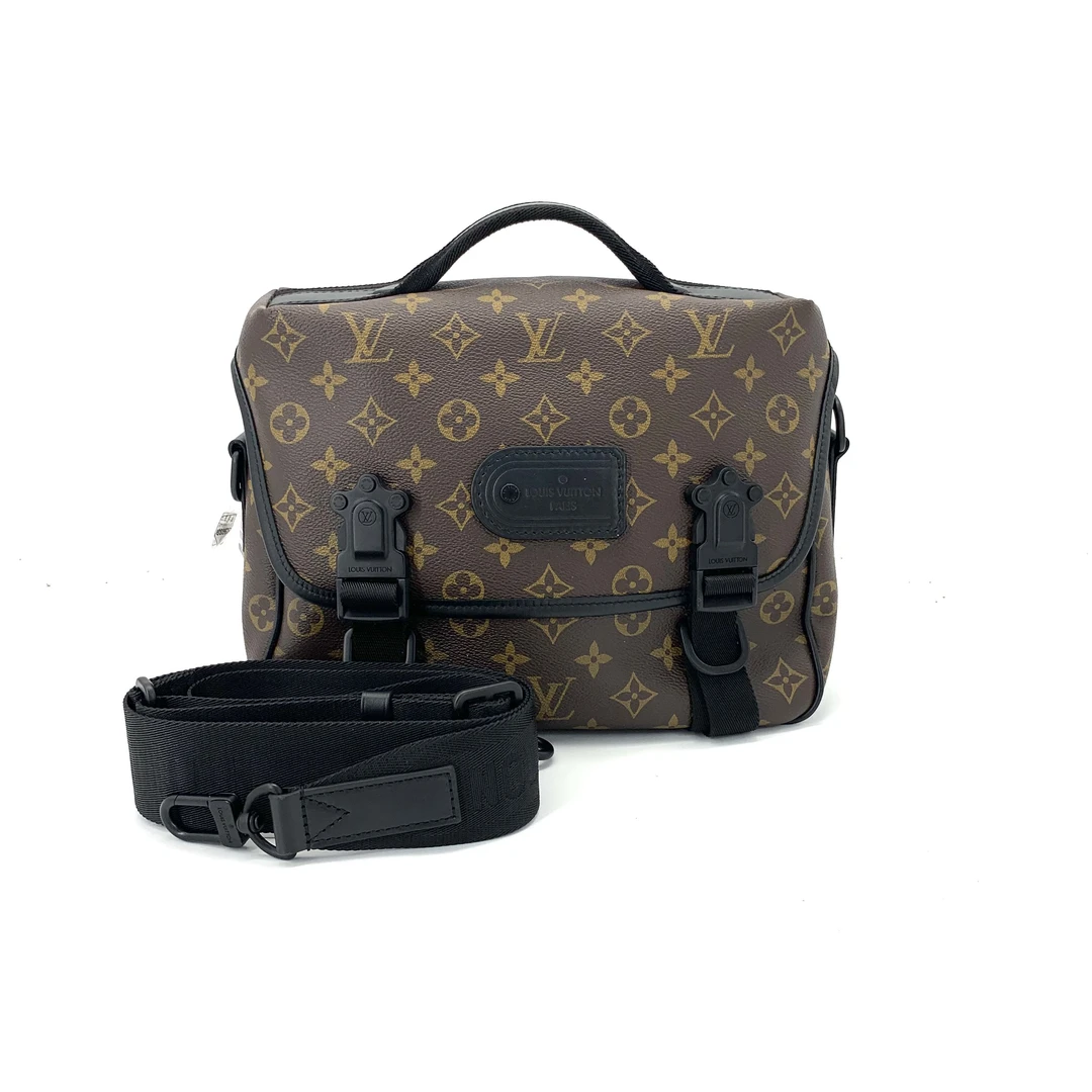 99新 LouisVuitton/路易威登 Trail Quest棕老花邮差包 尺寸31/22
