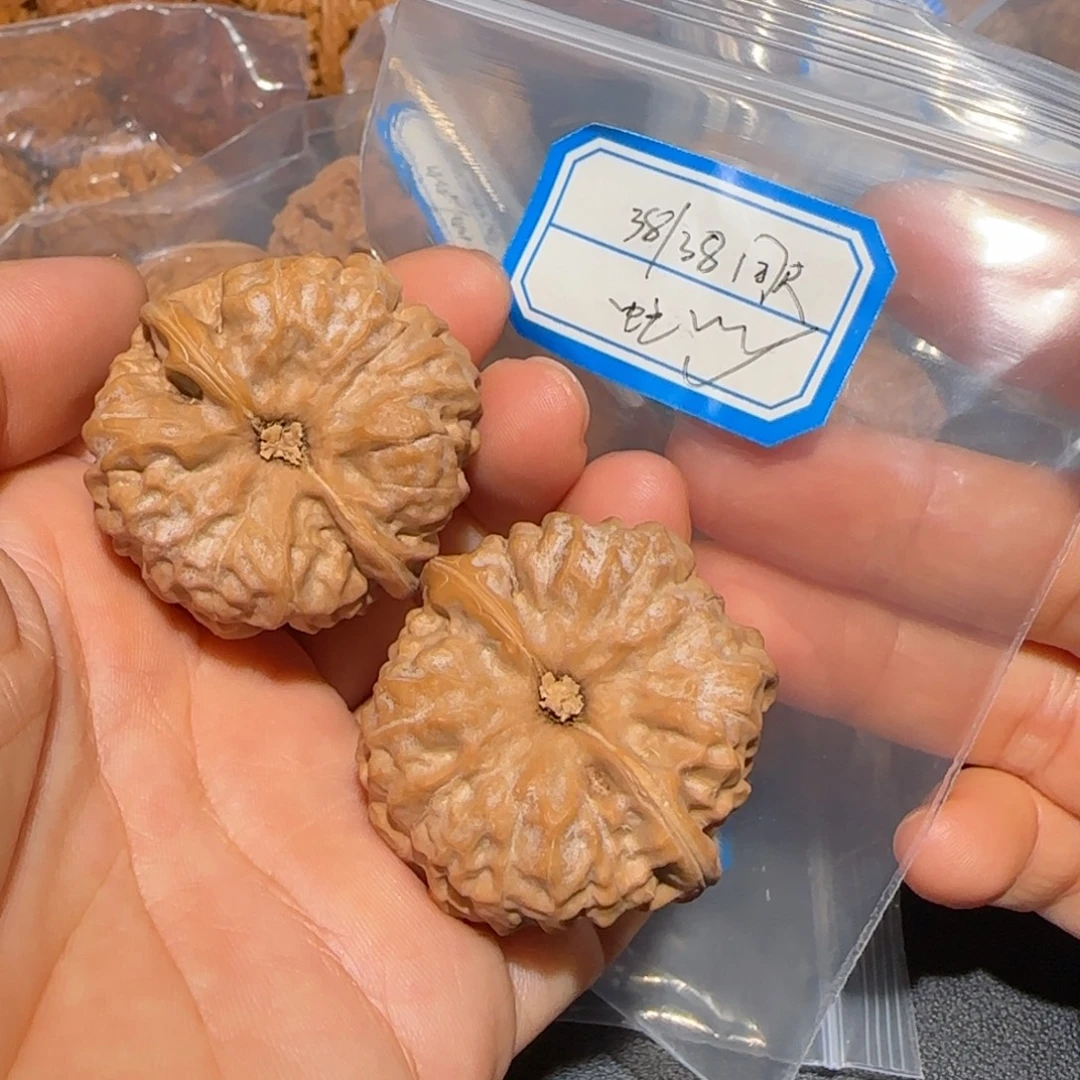 把件文玩核桃飞飞飞飞