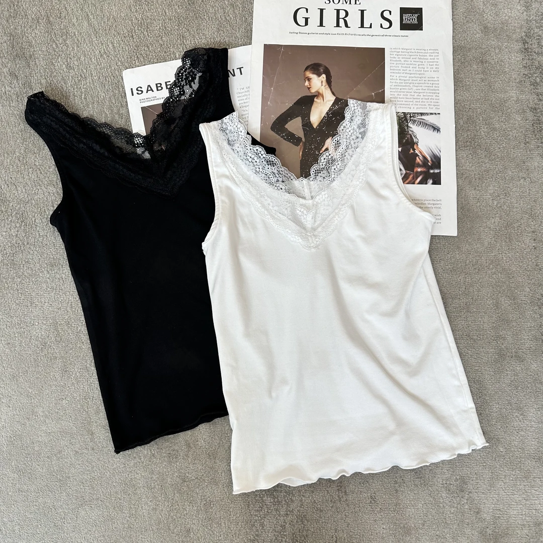 【米可家】V领蕾丝边弹力宽肩带背心022614